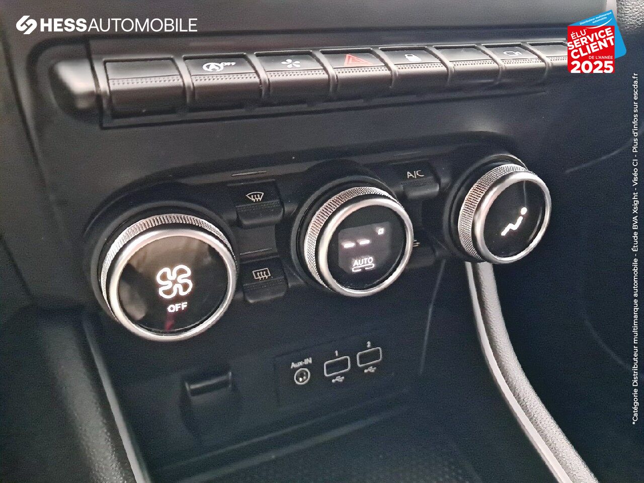Véhicule d'occasion RENAULT CAPTUR 1.3 TCE 140CH FAP INTENS -21 chez Renault Sélestat