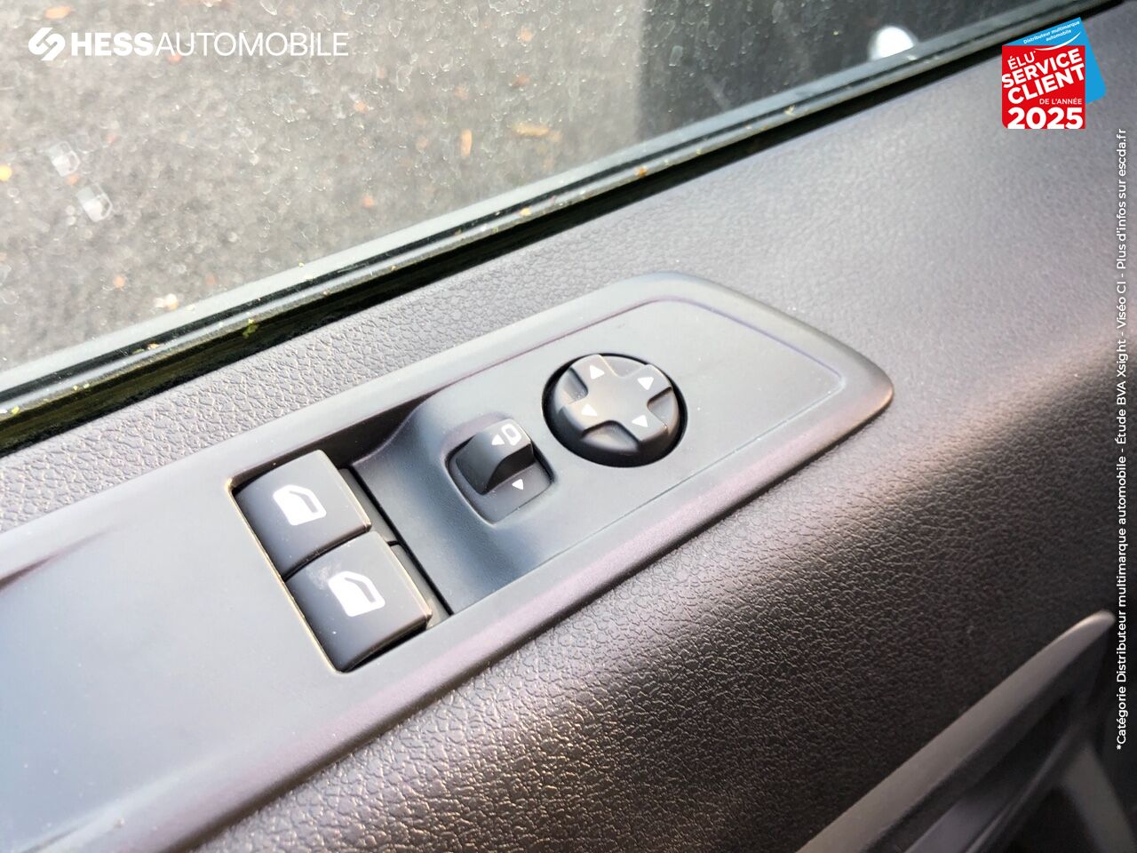 Véhicule d'occasion PEUGEOT TRAVELLER ELECTRIQUE 136CH 100KW BATTERIE 75KWH LONG BUSINESS 7 PLACES chez Peugeot Hirson
