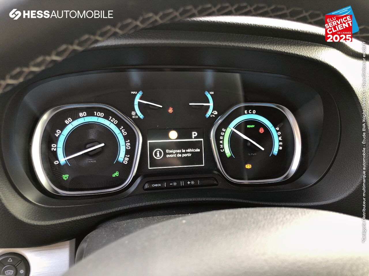 Véhicule d'occasion PEUGEOT TRAVELLER ELECTRIQUE 136CH 100KW BATTERIE 75KWH LONG BUSINESS 7 PLACES chez Peugeot Hirson
