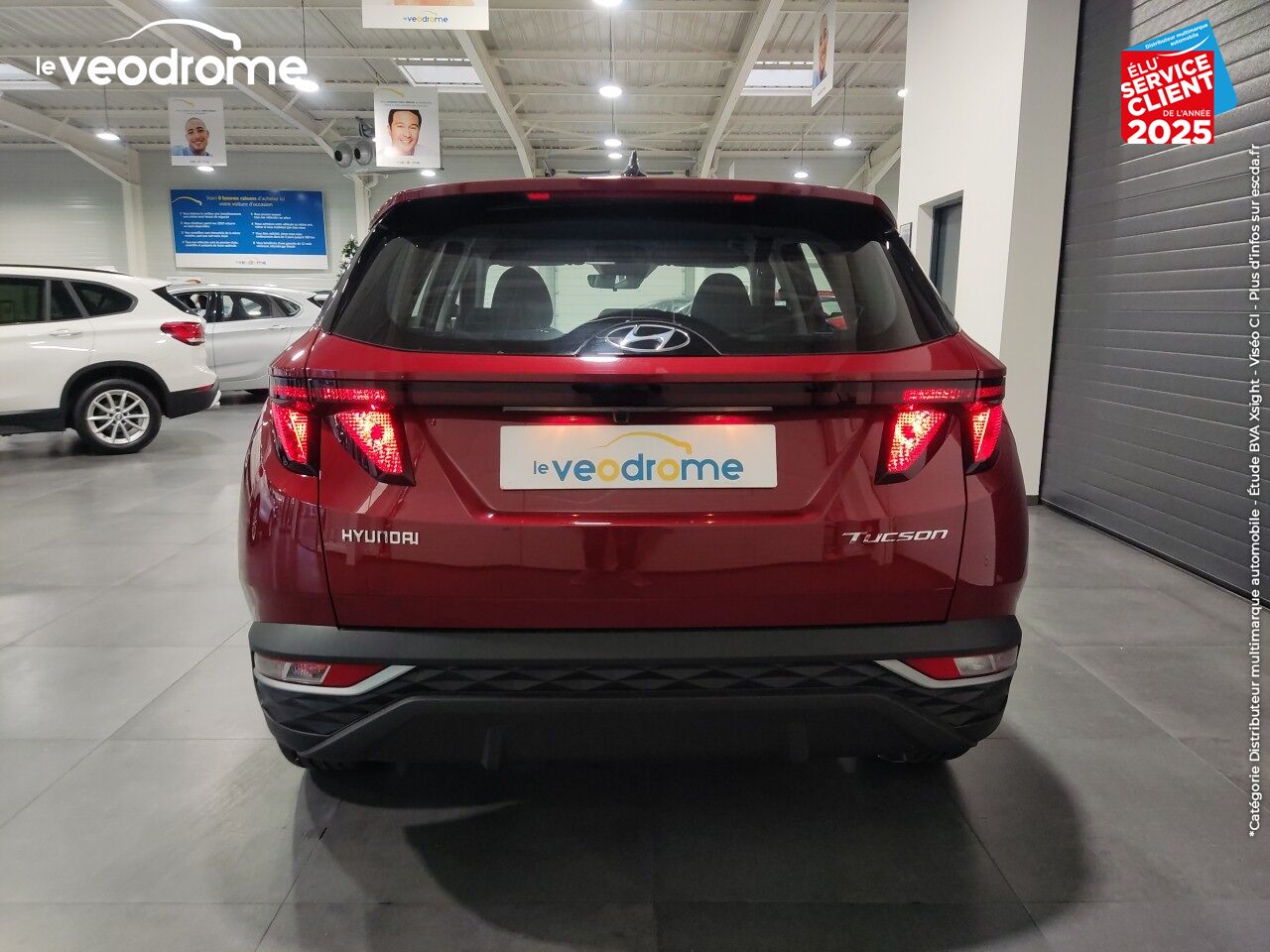 Véhicule d'occasion HYUNDAI TUCSON 1.6 T-GDI 150CH INTUITIVE IBVM6 APPLE CARPLAY/ANDROID AUTO CAMERA JA17 chez Le Veodrome