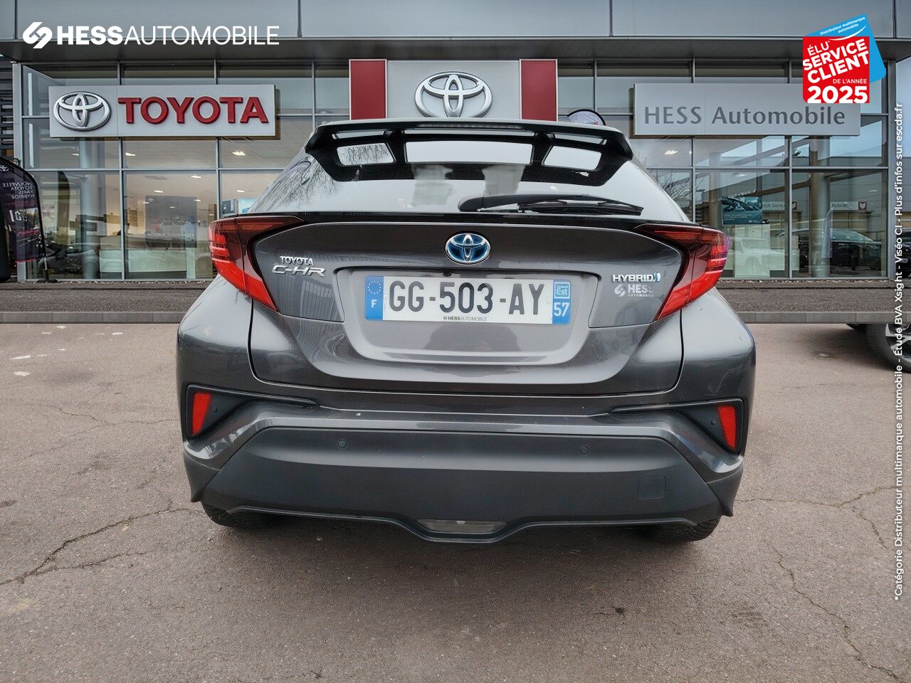 Véhicule d'occasion TOYOTA C-HR 122H DISTINCTIVE 2WD E-CVT MY22 chez Toyota Besançon