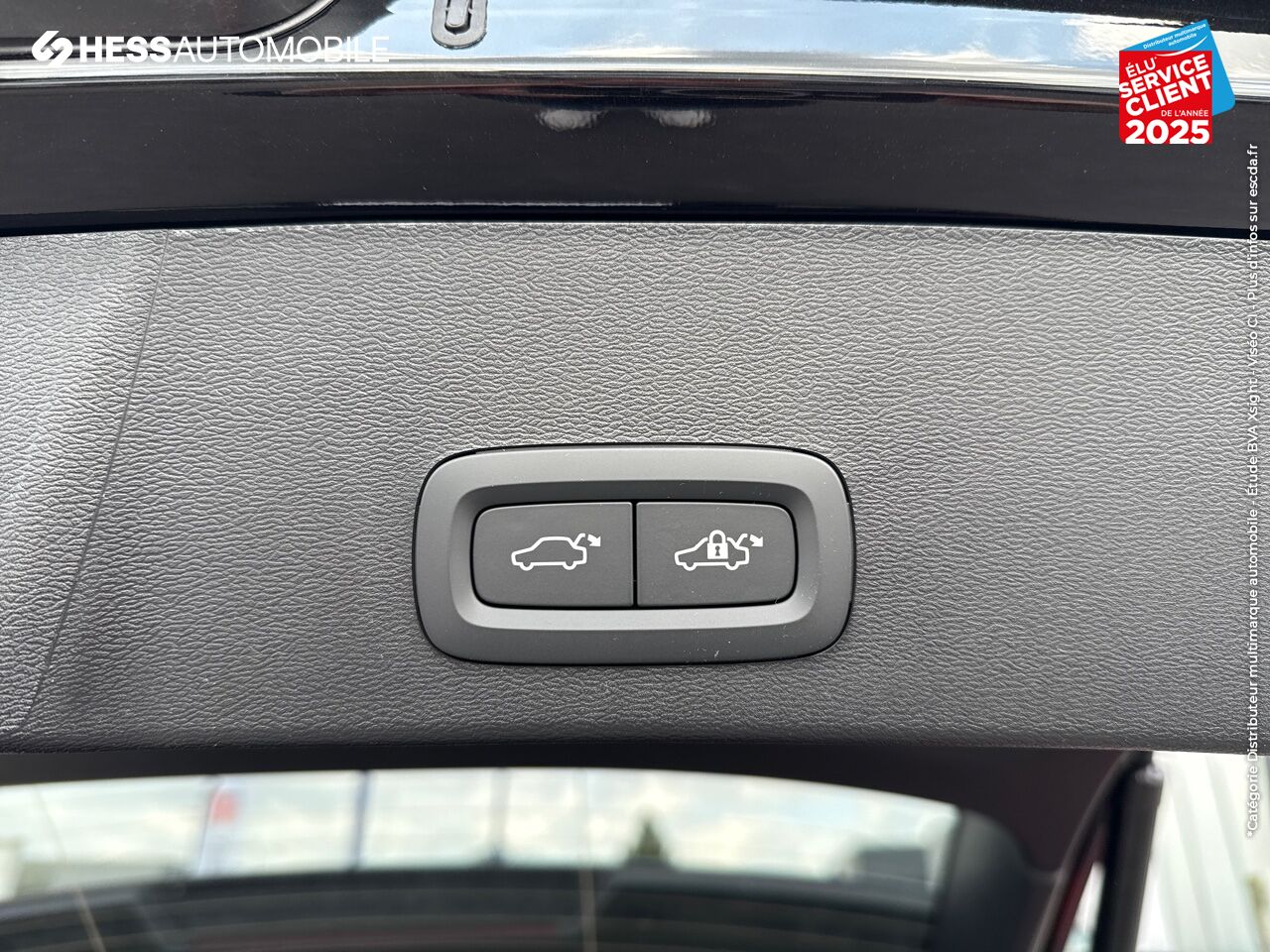 Véhicule neuf VOLVO XC40 B3 163CH BLACK EDITION DCT 7 chez Volvo Reims