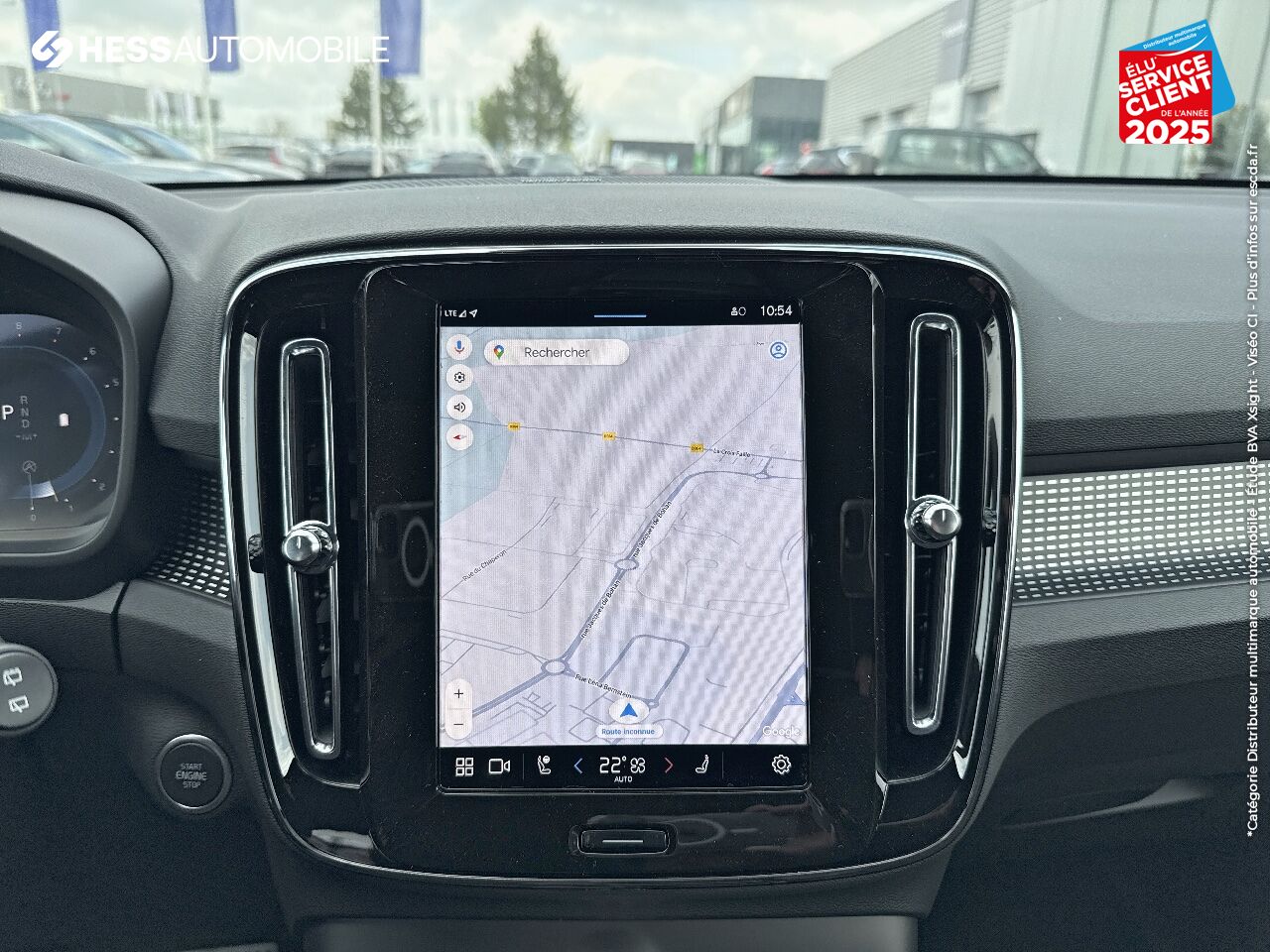 Véhicule neuf VOLVO XC40 B3 163CH BLACK EDITION DCT 7 chez Volvo Reims