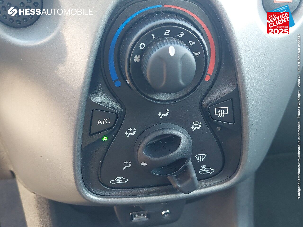 Véhicule d'occasion TOYOTA AYGO 1.0 VVT-I 69CH X-PLAY 3P CAMERA chez Toyota Metz