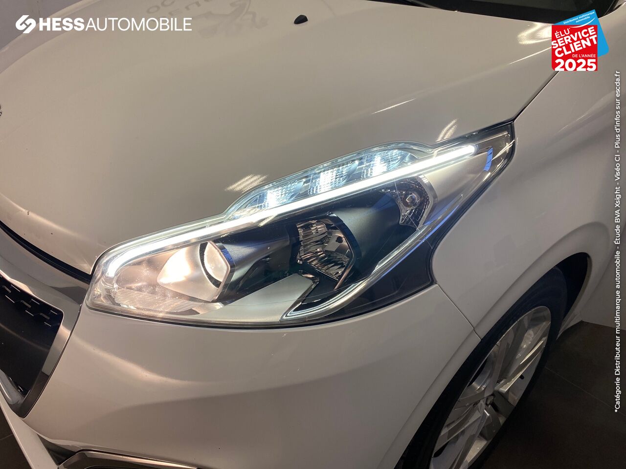 Véhicule d'occasion PEUGEOT 208 1.2 PURETECH 82CH E6.C SIGNATURE 5P CAMERA chez Peugeot Sedan