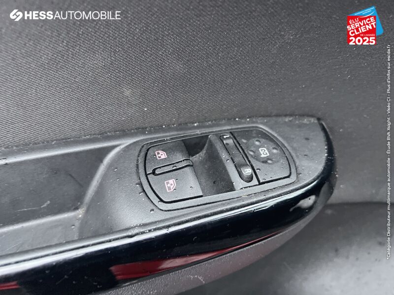 Véhicule d'occasion OPEL CORSA 1.2 70CH ENJOY 3P chez Opel Charleville