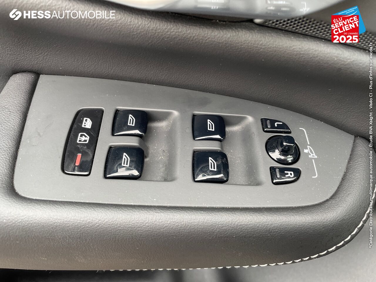 Véhicule d'occasion VOLVO XC90 T8 AWD 310 + 145CH ULTIMATE STYLE DARK GEARTRONIC TPANO SIEGES CUIR CAMERA CARPLAY H/KARDON chez Volvo Metz