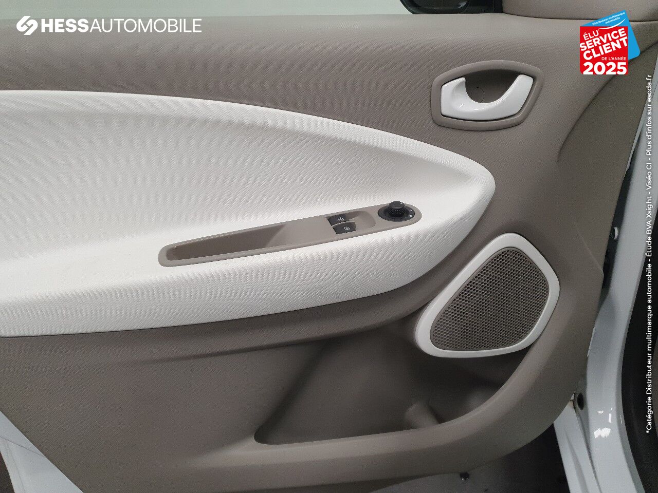 Véhicule d'occasion RENAULT ZOE LIFE CHARGE RAPIDE Q90 1ERE MAIN chez Renault Strasbourg