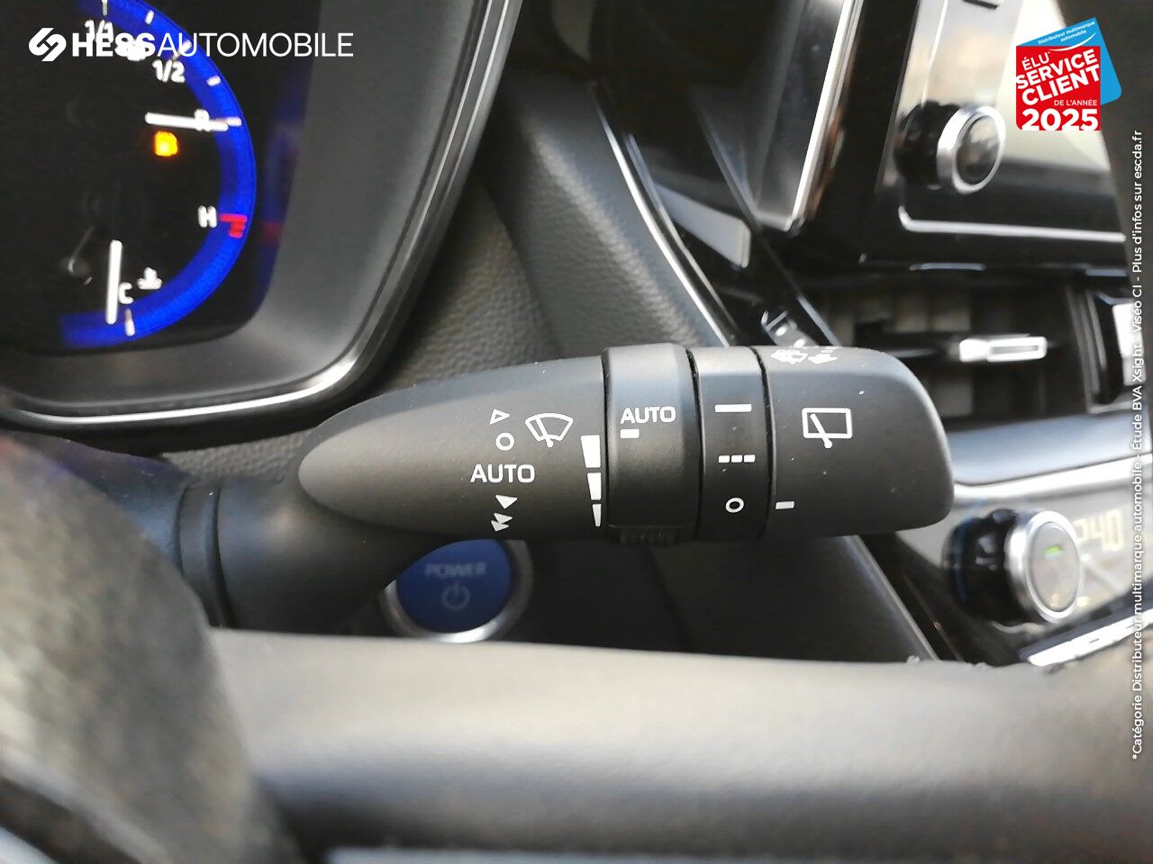 Véhicule d'occasion TOYOTA COROLLA 122H DYNAMIC BUSINESS MY20 5CV CAMERA GPS LED chez Toyota Thionville