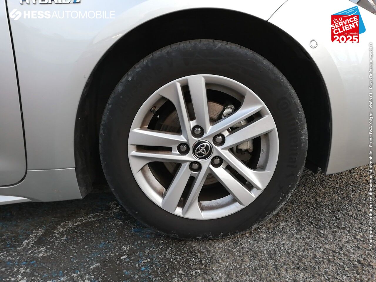Véhicule d'occasion TOYOTA COROLLA 122H DYNAMIC BUSINESS MY20 5CV CAMERA GPS LED chez Toyota Thionville