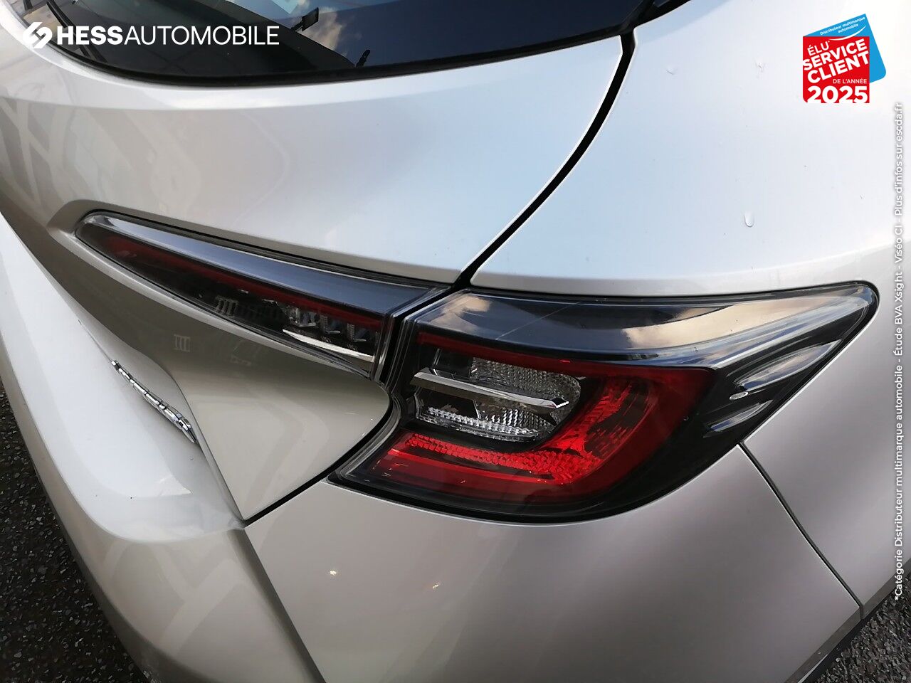 Véhicule d'occasion TOYOTA COROLLA 122H DYNAMIC BUSINESS MY20 5CV CAMERA GPS LED chez Toyota Thionville