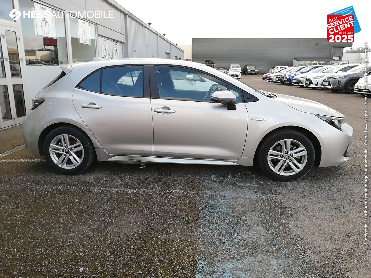 Véhicule d'occasion TOYOTA COROLLA 122H DYNAMIC BUSINESS MY20 5CV CAMERA GPS LED chez Toyota Thionville
