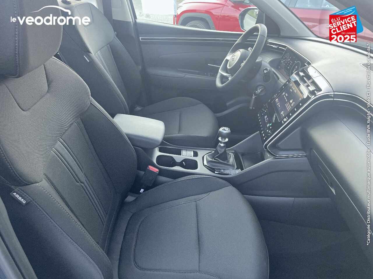 Véhicule d'occasion HYUNDAI TUCSON 1.6 T-GDI 150CH HYBRID 48V INTUITIVE IBVM6 TPANO LED GPS chez Le Veodrome