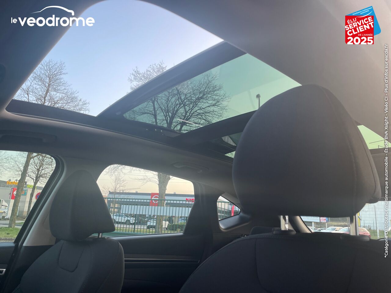 Véhicule d'occasion HYUNDAI TUCSON 1.6 T-GDI 150CH HYBRID 48V INTUITIVE IBVM6 TPANO LED GPS chez Le Veodrome