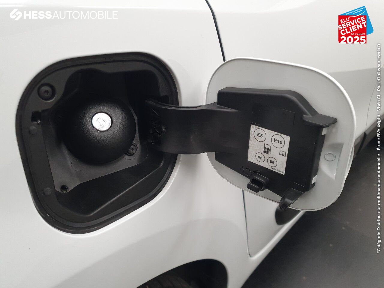 Véhicule d'occasion RENAULT TWINGO 1.0 SCE 70CH ZEN EURO6C chez Renault Strasbourg