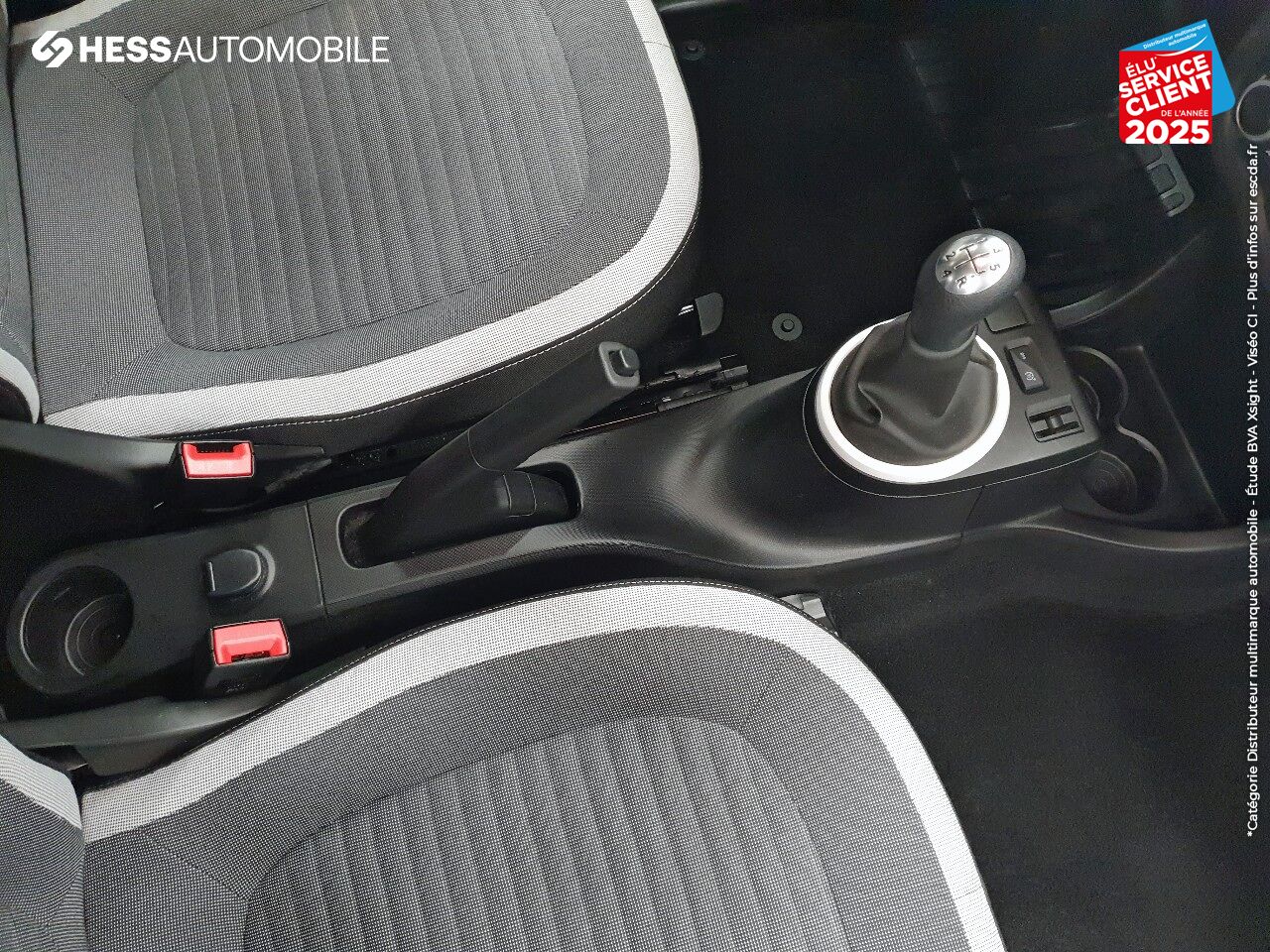 Véhicule d'occasion RENAULT TWINGO 1.0 SCE 70CH ZEN EURO6C chez Renault Strasbourg