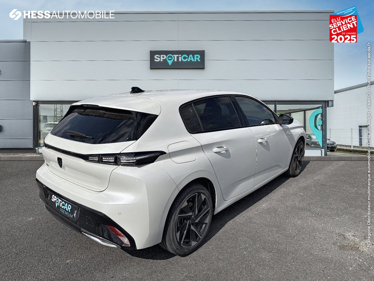 Véhicule d'occasion PEUGEOT 308 1.5 BLUEHDI 130CH S/S ALLURE PACK CAMERA CARPLAY chez Toyota Thionville