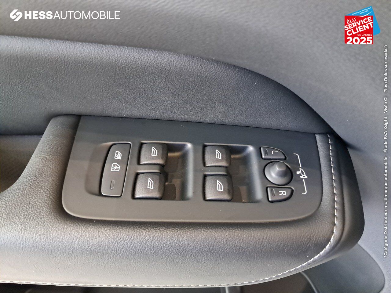 Véhicule d'occasion VOLVO XC60 T6 HYBRIDE RECHARGEABLE 253 + 145CH UTRA STYLE CHROME GEARTRONIC 8 AWD chez Volvo Strasbourg