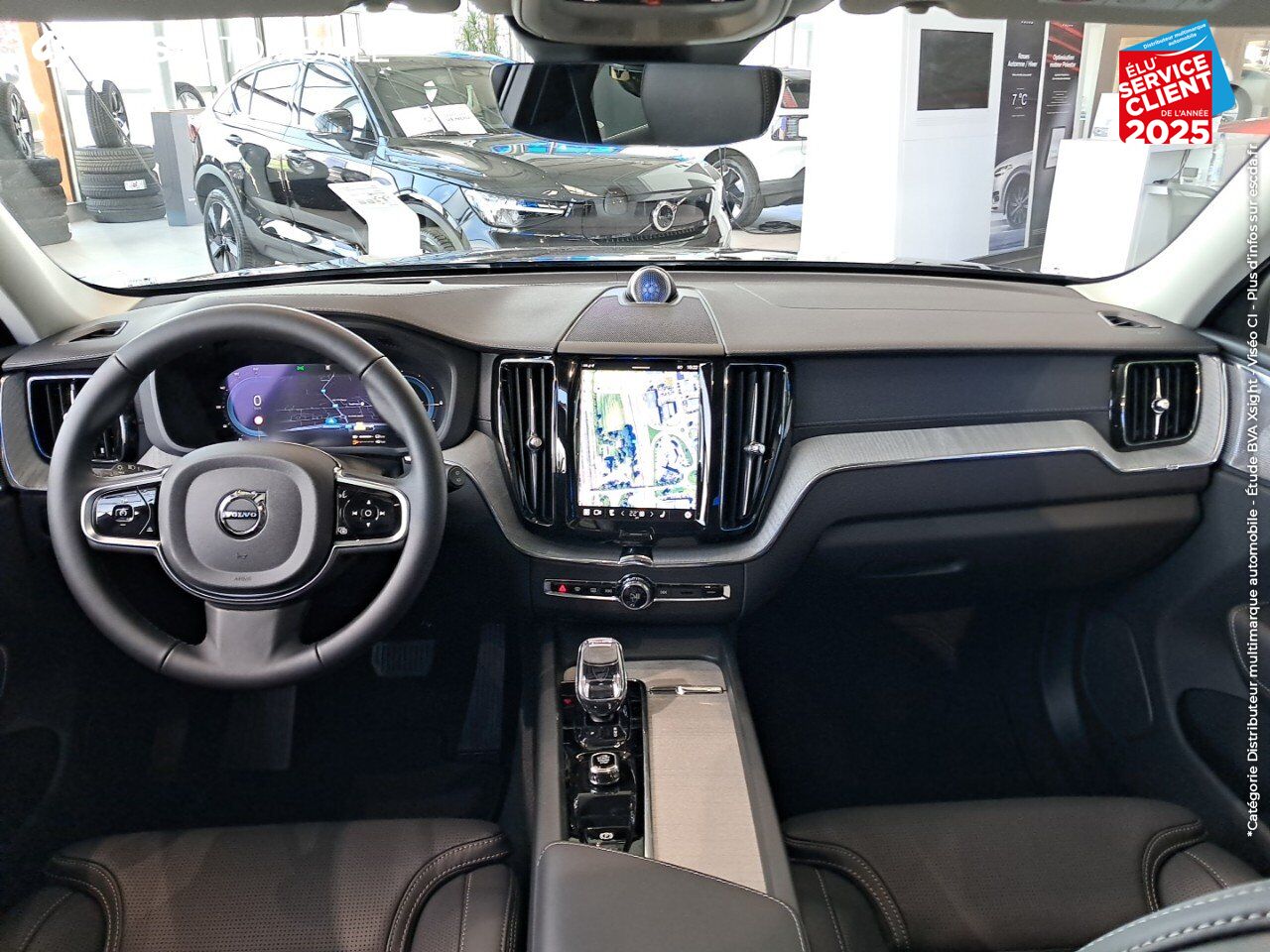 Véhicule d'occasion VOLVO XC60 T6 HYBRIDE RECHARGEABLE 253 + 145CH UTRA STYLE CHROME GEARTRONIC 8 AWD chez Volvo Strasbourg