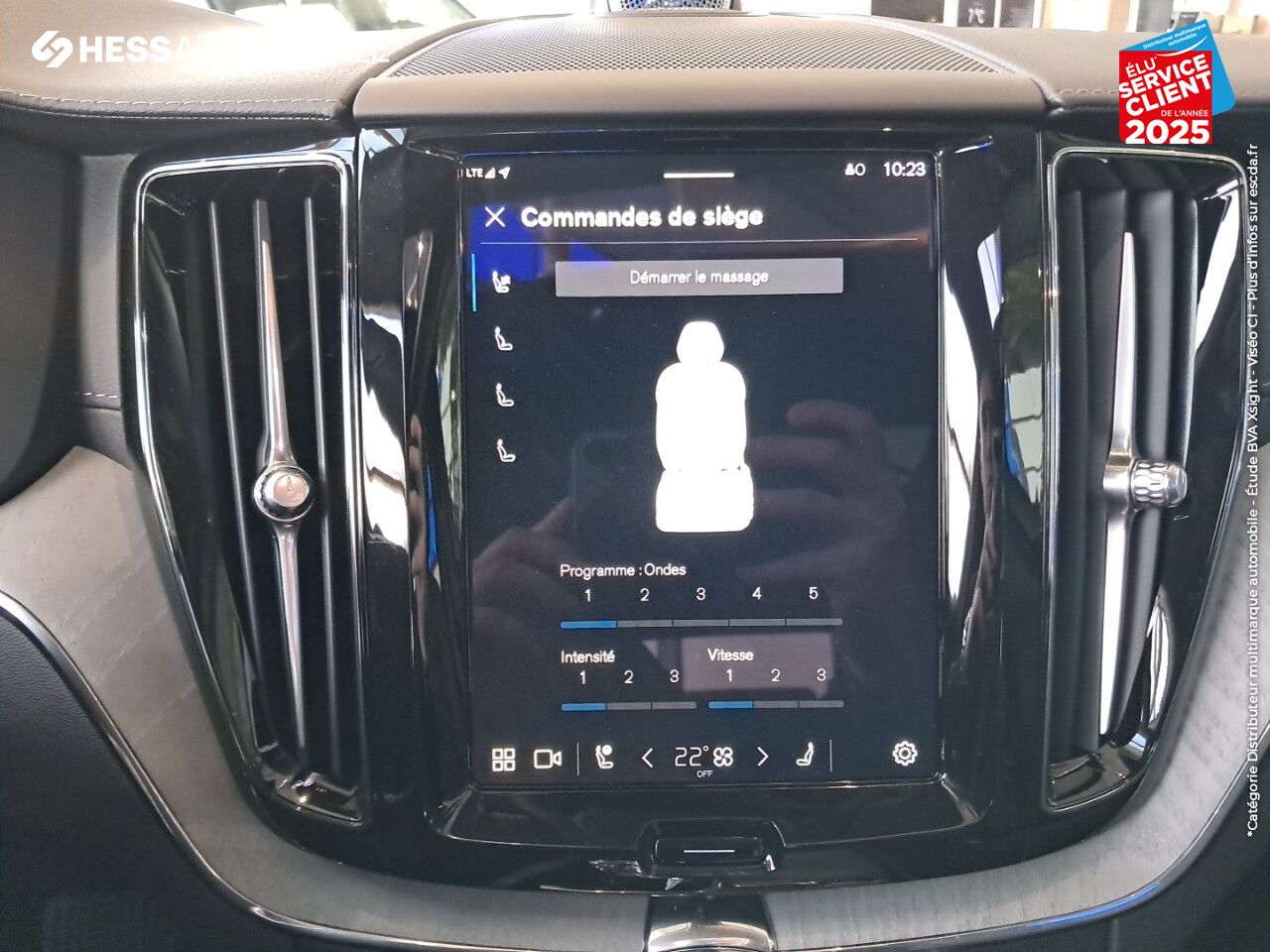 Véhicule d'occasion VOLVO XC60 T6 HYBRIDE RECHARGEABLE 253 + 145CH UTRA STYLE CHROME GEARTRONIC 8 AWD chez Volvo Strasbourg