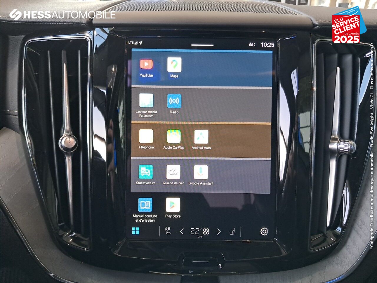 Véhicule d'occasion VOLVO XC60 T6 HYBRIDE RECHARGEABLE 253 + 145CH UTRA STYLE CHROME GEARTRONIC 8 AWD chez Volvo Strasbourg