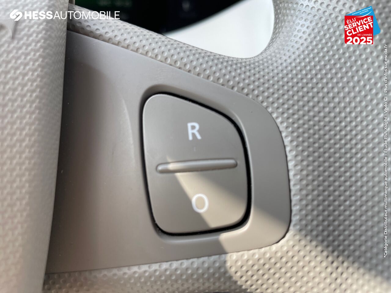 Véhicule d'occasion RENAULT ZOE LIFE CHARGE NORMALE R90 chez Renault Colmar