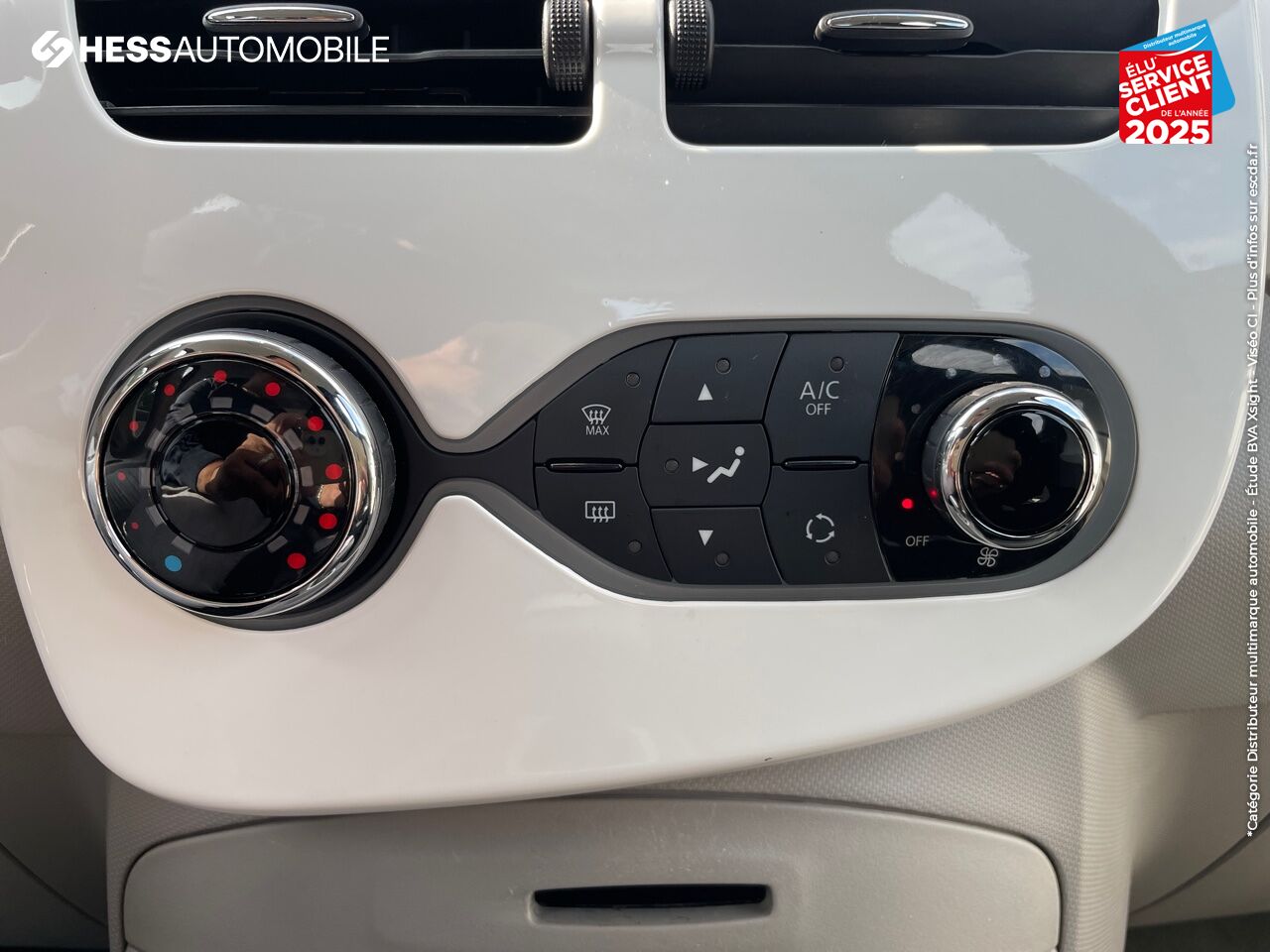 Véhicule d'occasion RENAULT ZOE LIFE CHARGE NORMALE R90 chez Renault Colmar