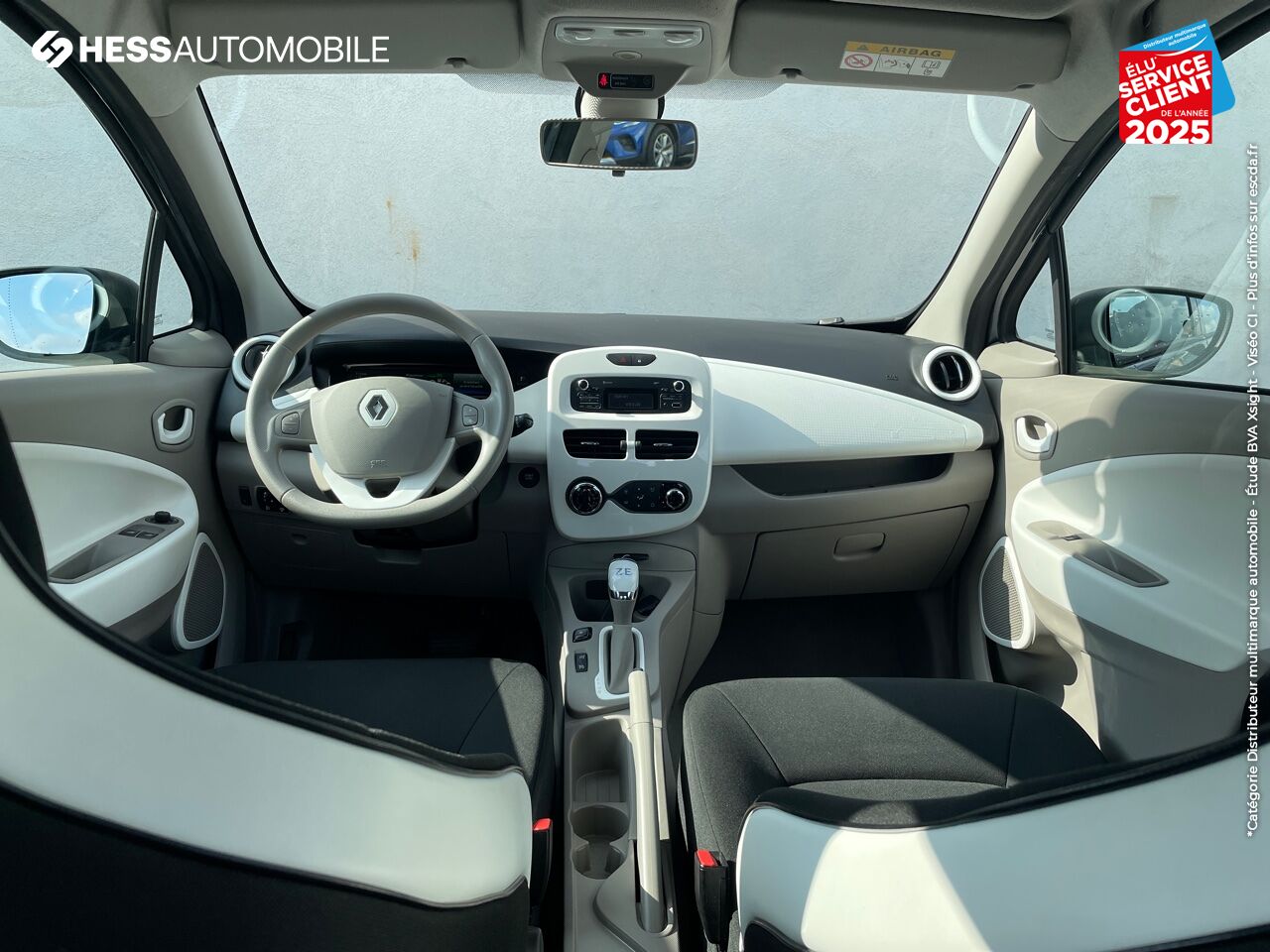 Véhicule d'occasion RENAULT ZOE LIFE CHARGE NORMALE R90 chez Renault Colmar