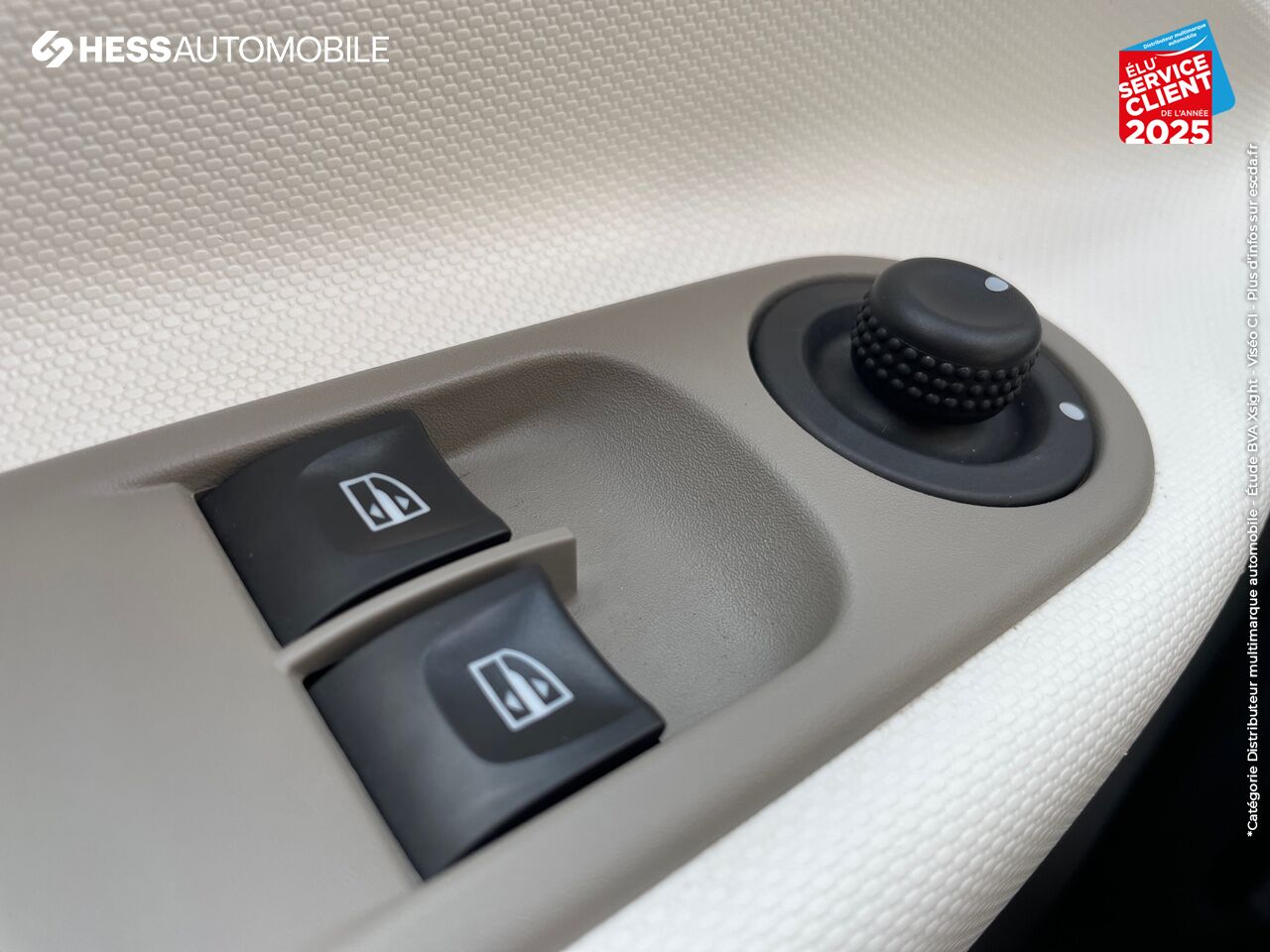 Véhicule d'occasion RENAULT ZOE LIFE CHARGE NORMALE R90 chez Renault Colmar