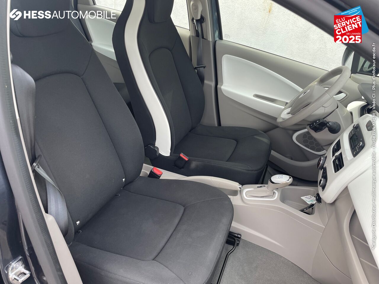 Véhicule d'occasion RENAULT ZOE LIFE CHARGE NORMALE R90 chez Renault Colmar