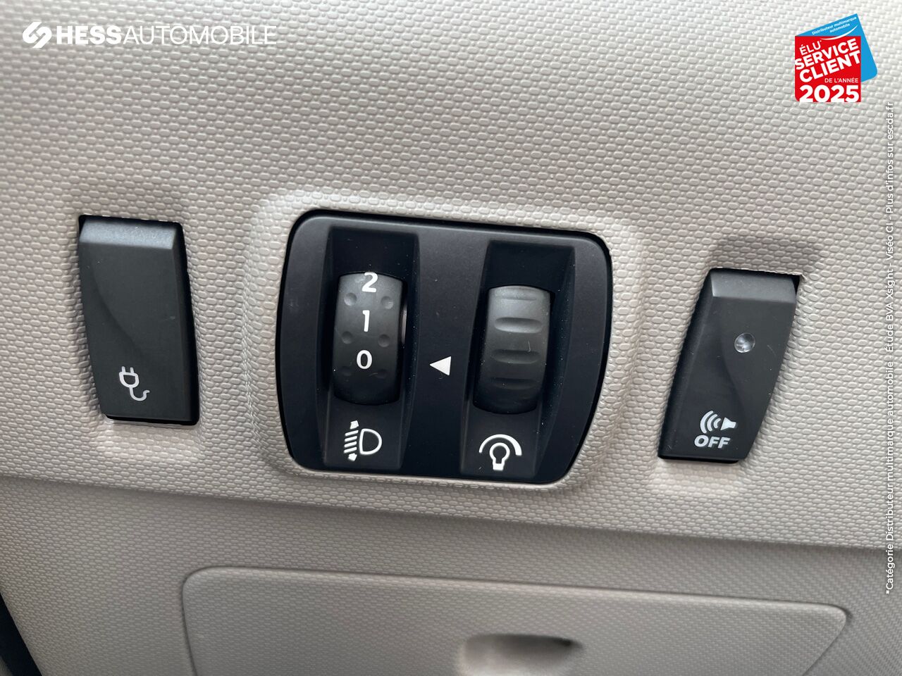 Véhicule d'occasion RENAULT ZOE LIFE CHARGE NORMALE R90 chez Renault Colmar