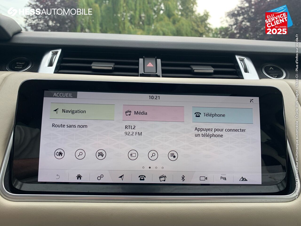 Véhicule d'occasion LAND-ROVER RANGE ROVER SPORT 2.0 P400E 404CH HSE DYNAMIC MARK VII chez BMW Belfort