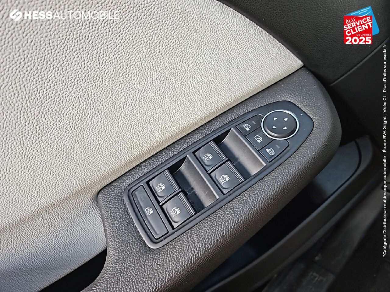 Véhicule d'occasion RENAULT CLIO 1.0 TCE 90CH TECHNO chez Renault Mulhouse