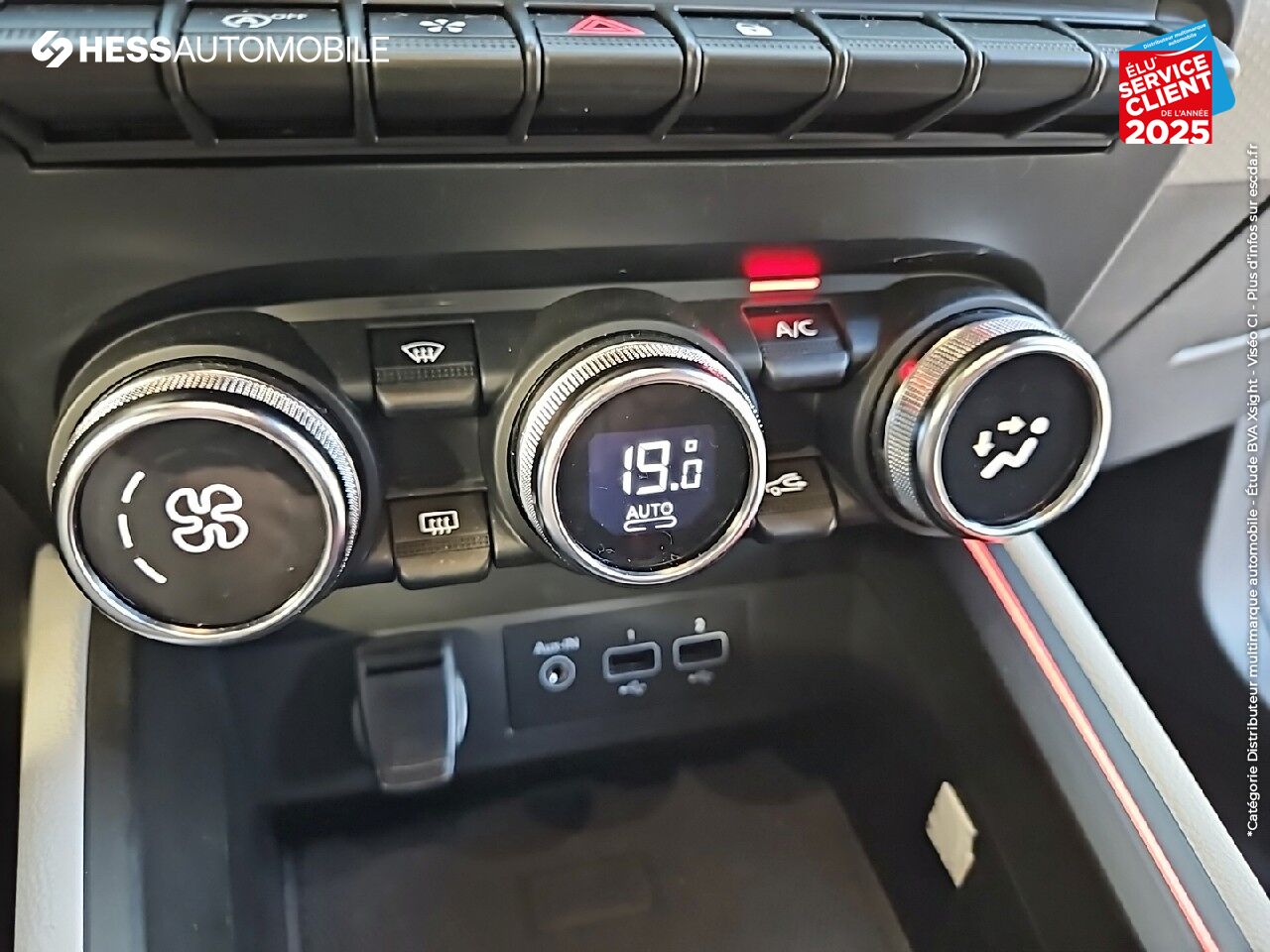 Véhicule d'occasion RENAULT CLIO 1.0 TCE 90CH TECHNO chez Renault Mulhouse