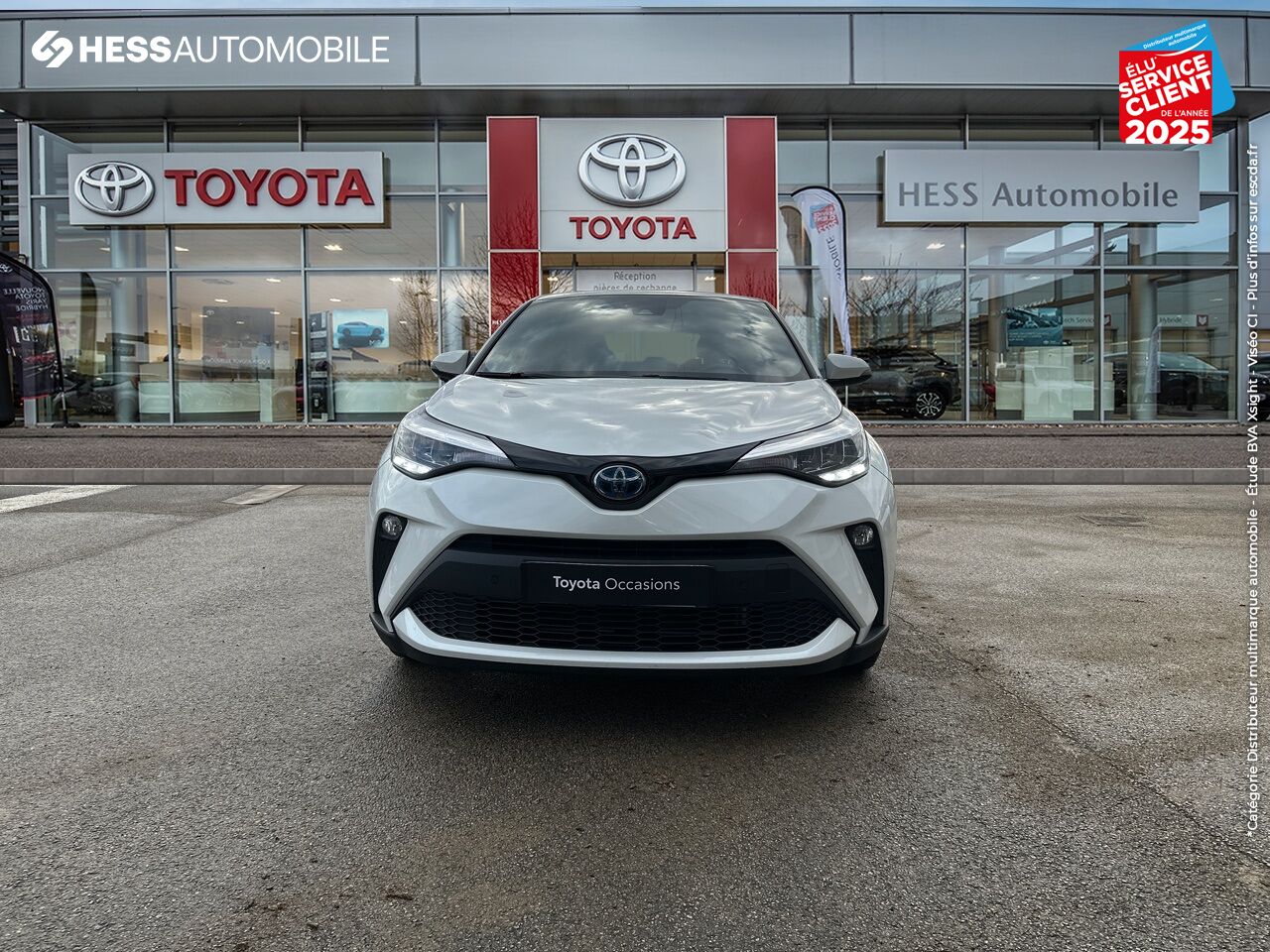 Véhicule d'occasion TOYOTA C-HR 122H EDITION 2WD E-CVT MY20 CAMERA chez Toyota Belfort