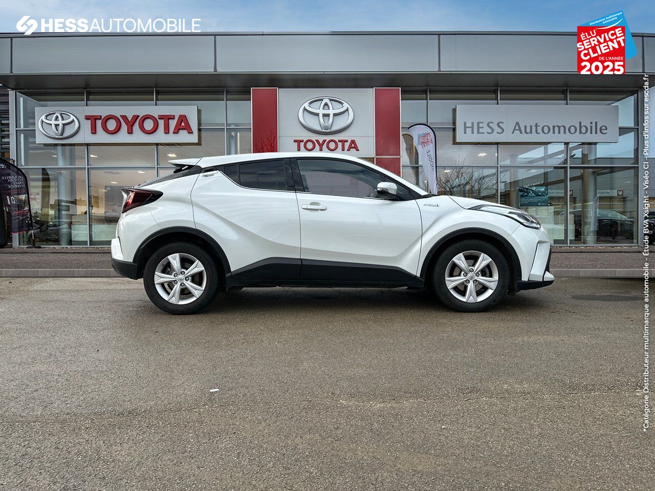 Véhicule d'occasion TOYOTA C-HR 122H EDITION 2WD E-CVT MY20 CAMERA chez Toyota Belfort