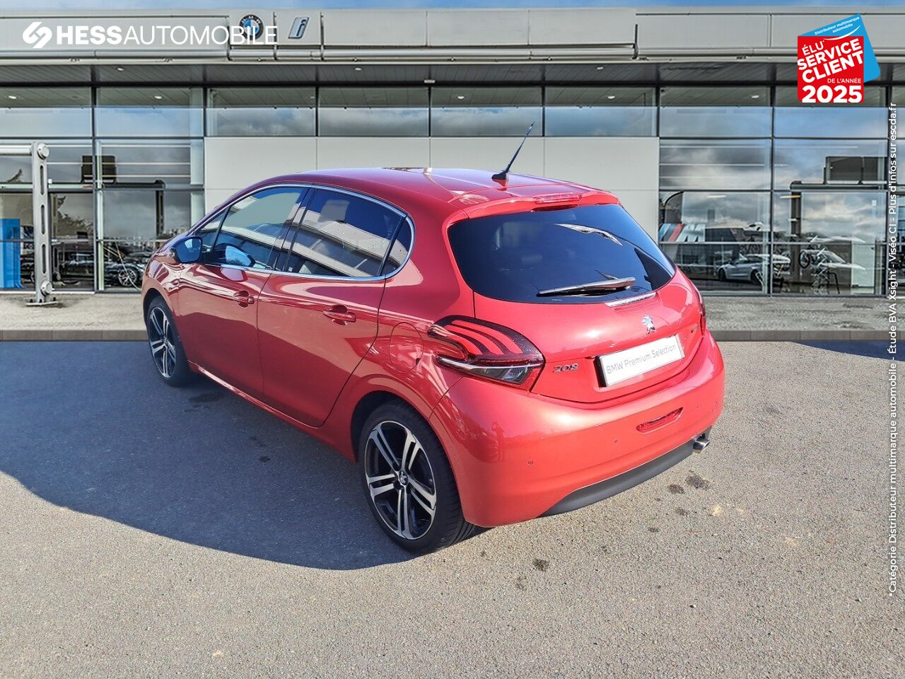 Véhicule d'occasion PEUGEOT 208 1.2 PURETECH 110CH E6.C GT LINE S/S EAT6 5P GPS CAMERA CARPLAY chez Renault Saint-Louis