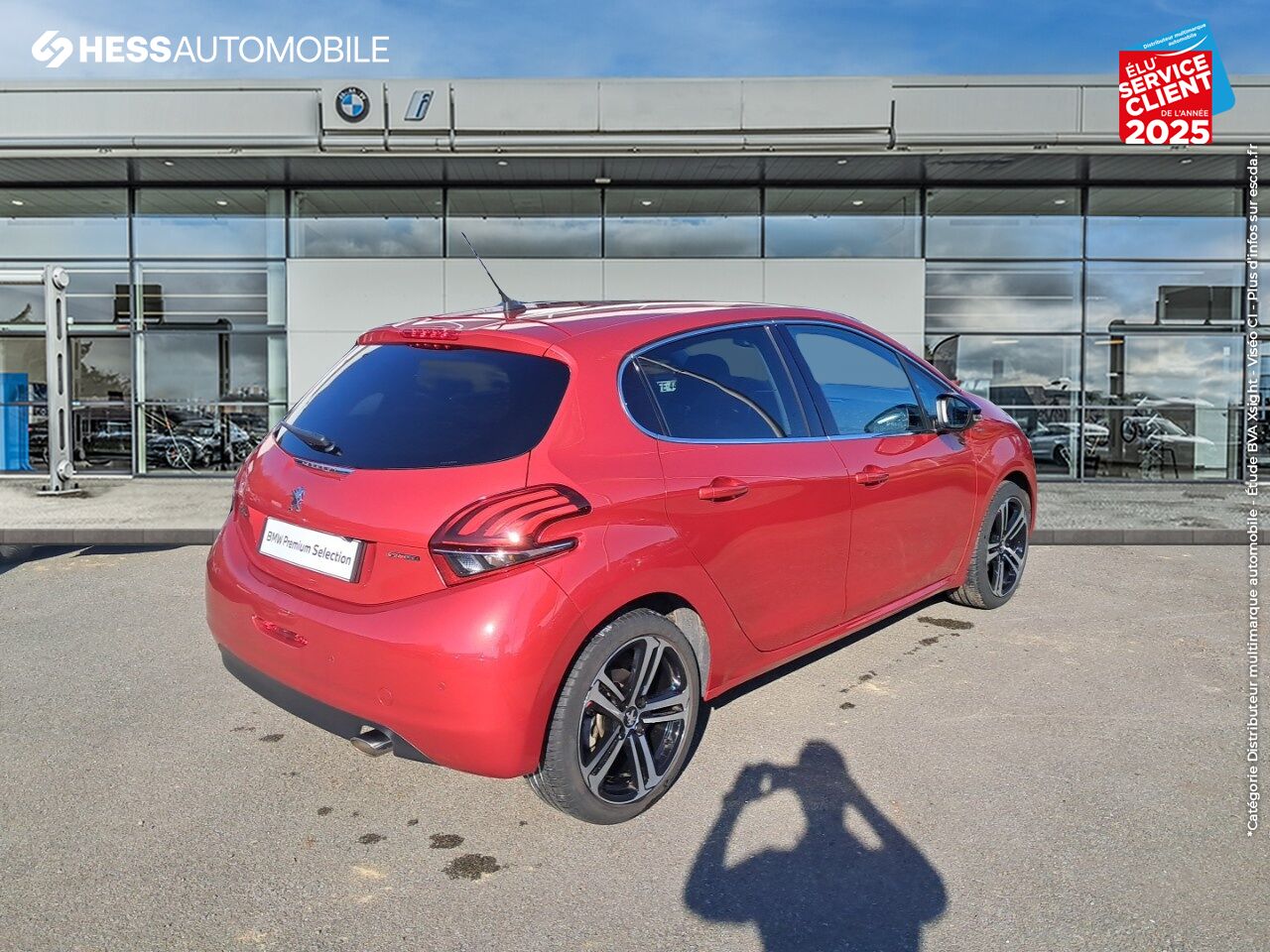 Véhicule d'occasion PEUGEOT 208 1.2 PURETECH 110CH E6.C GT LINE S/S EAT6 5P GPS CAMERA CARPLAY chez Renault Saint-Louis