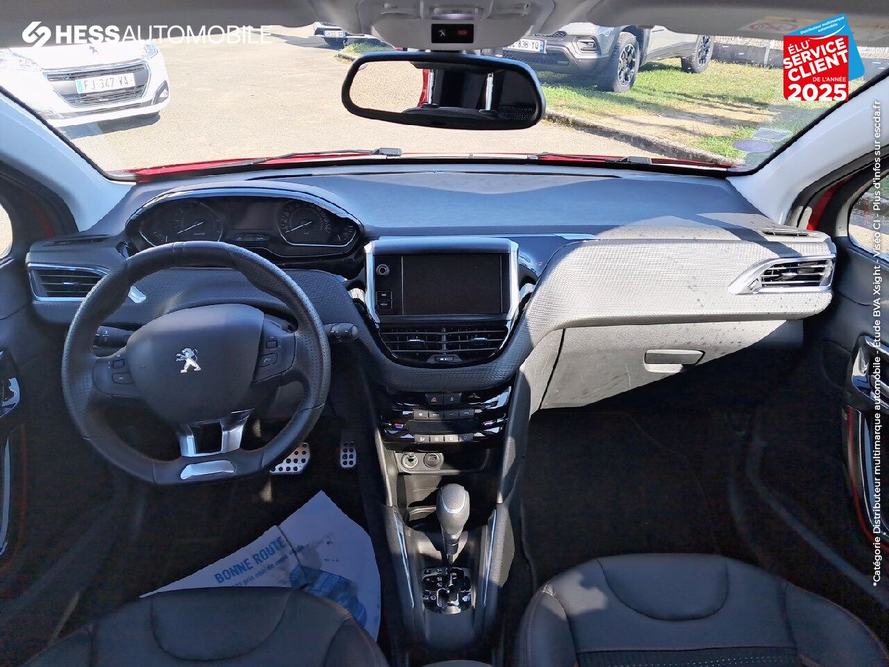 Véhicule d'occasion PEUGEOT 208 1.2 PURETECH 110CH E6.C GT LINE S/S EAT6 5P GPS CAMERA CARPLAY chez Renault Saint-Louis