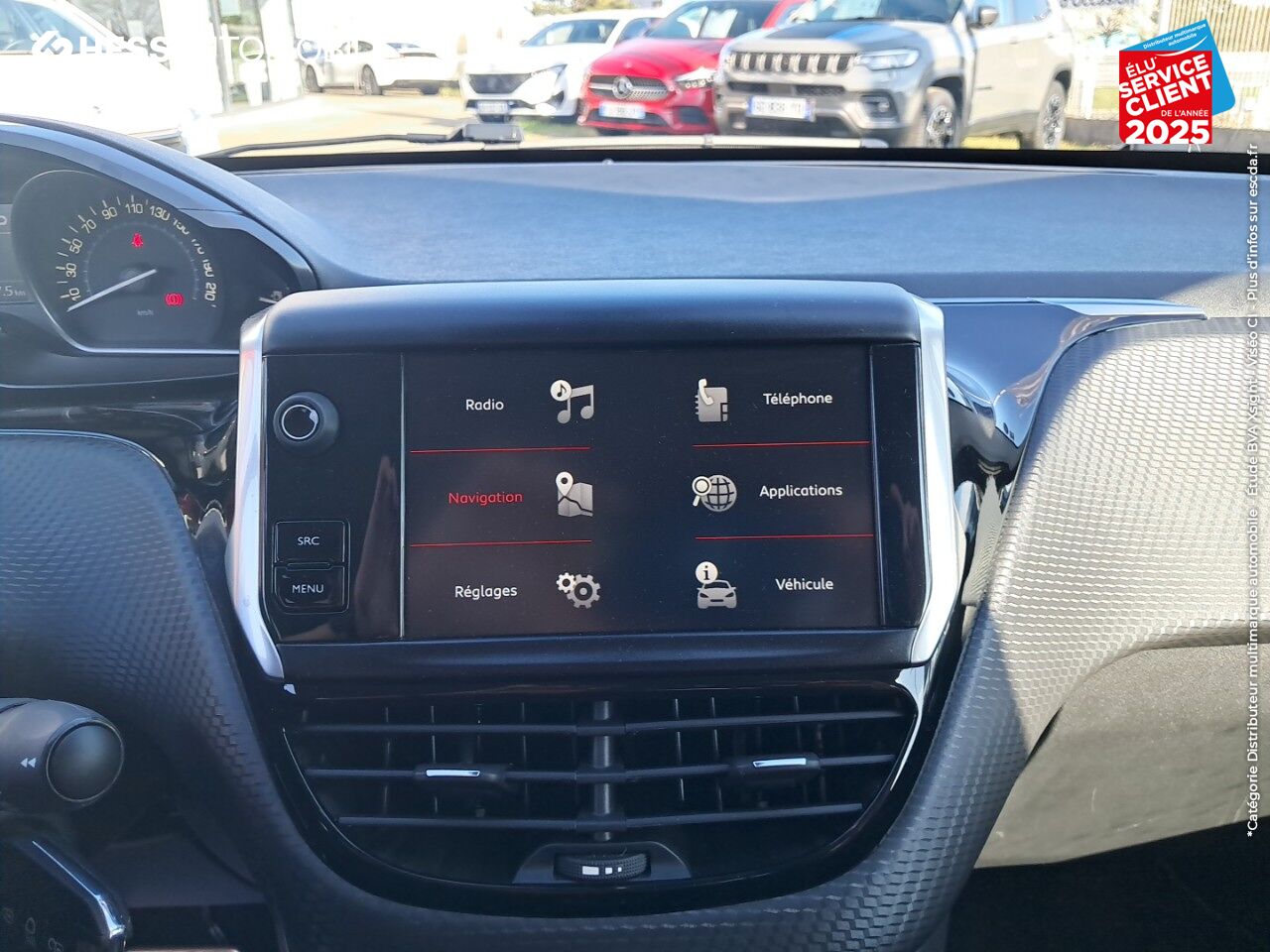 Véhicule d'occasion PEUGEOT 208 1.2 PURETECH 110CH E6.C GT LINE S/S EAT6 5P GPS CAMERA CARPLAY chez Renault Saint-Louis