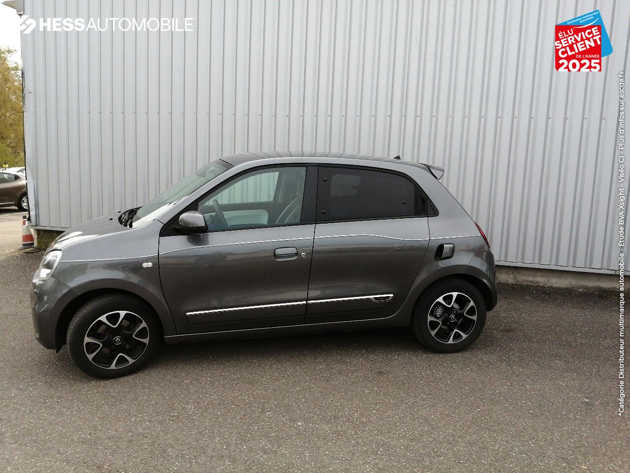 Véhicule d'occasion RENAULT TWINGO 1.0 SCE 75CH INTENS BLUETOOTH 1ERE MAIN chez Renault Saint-Louis