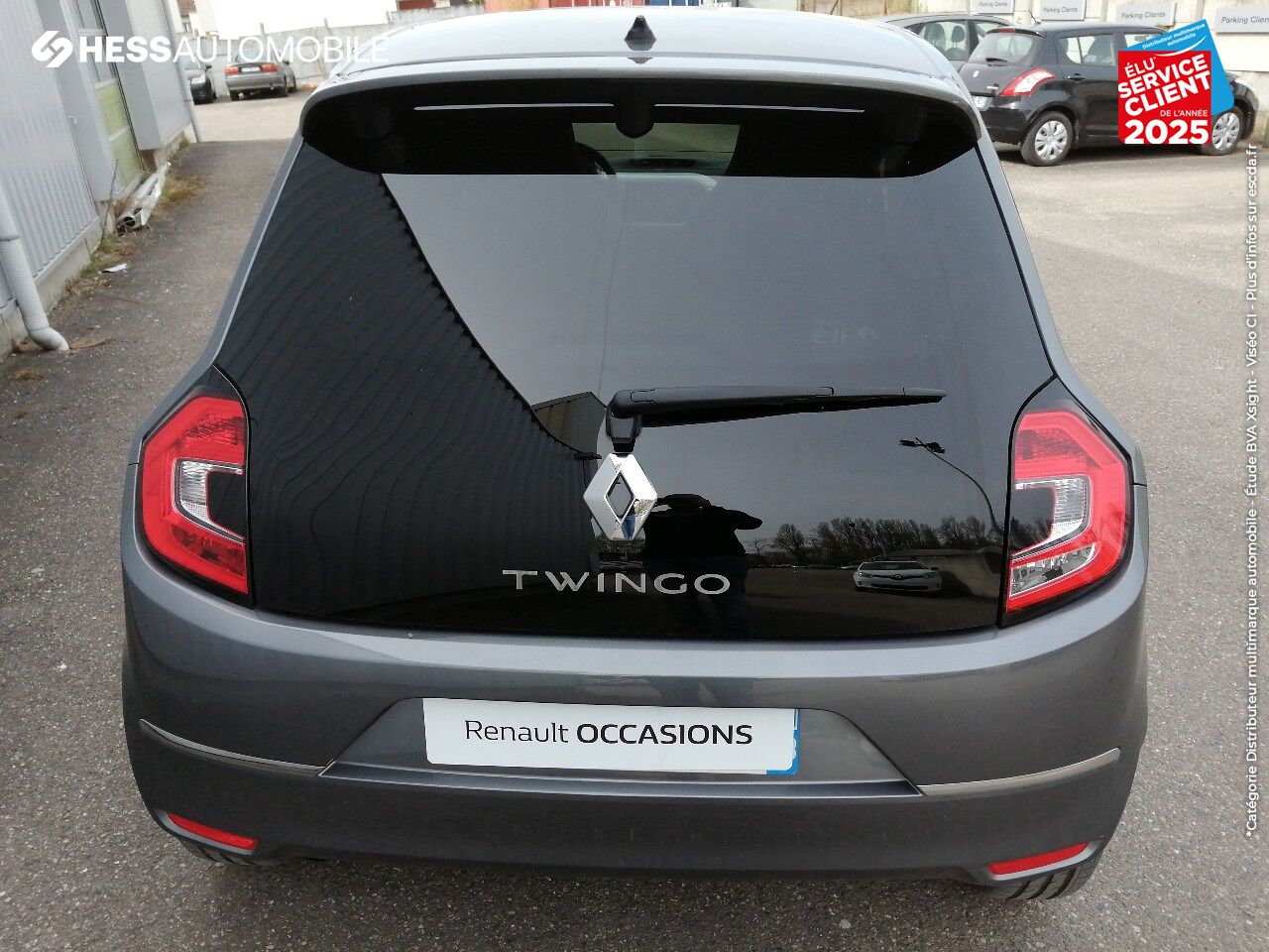 Véhicule d'occasion RENAULT TWINGO 1.0 SCE 75CH INTENS BLUETOOTH 1ERE MAIN chez Renault Saint-Louis