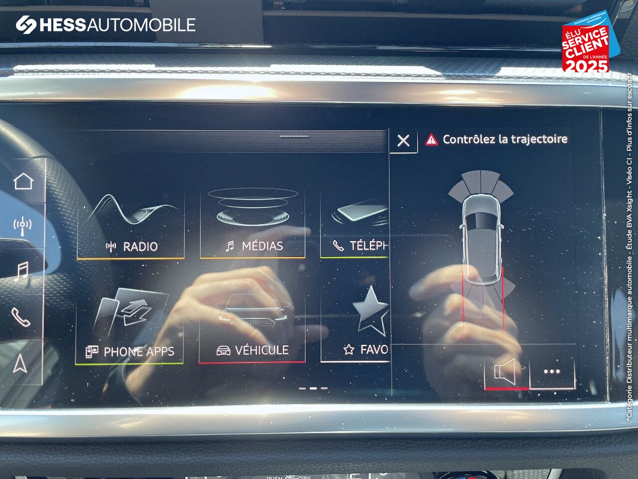 Véhicule d'occasion AUDI Q3 45 TFSI E 245CH S LINE S TRONIC 6 chez BMW Pontarlier