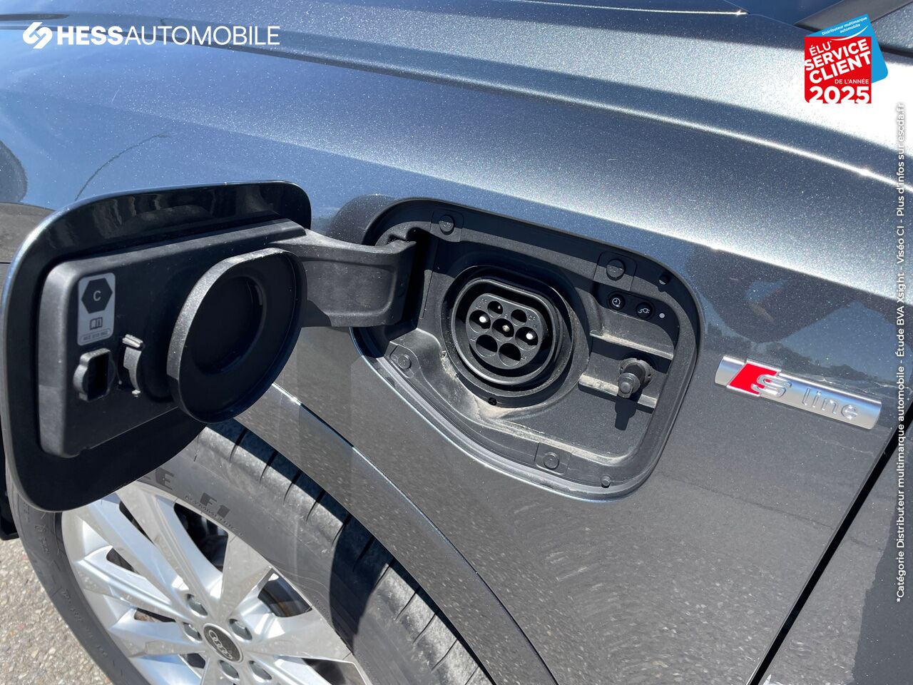 Véhicule d'occasion AUDI Q3 45 TFSI E 245CH S LINE S TRONIC 6 chez BMW Pontarlier