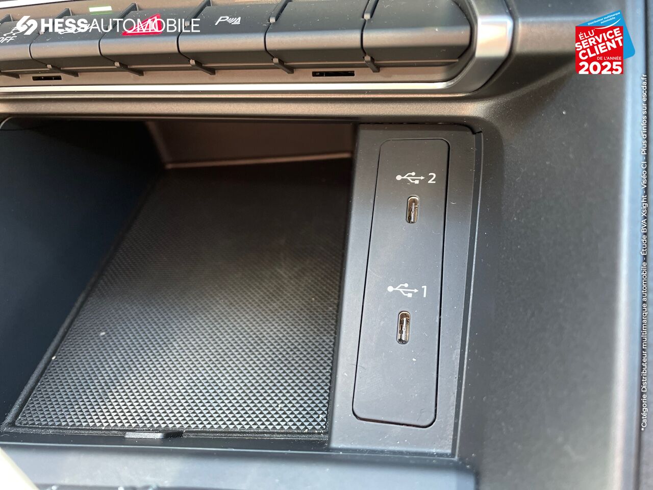 Véhicule d'occasion AUDI Q3 45 TFSI E 245CH S LINE S TRONIC 6 chez BMW Pontarlier