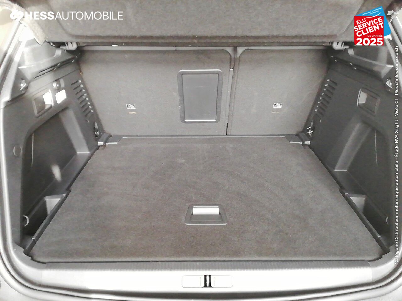 Véhicule d'occasion PEUGEOT 3008 1.6 BLUEHDI 120CH ALLURE S/S GPS CAMERA CHARG. INDUCTION chez Peugeot Sedan