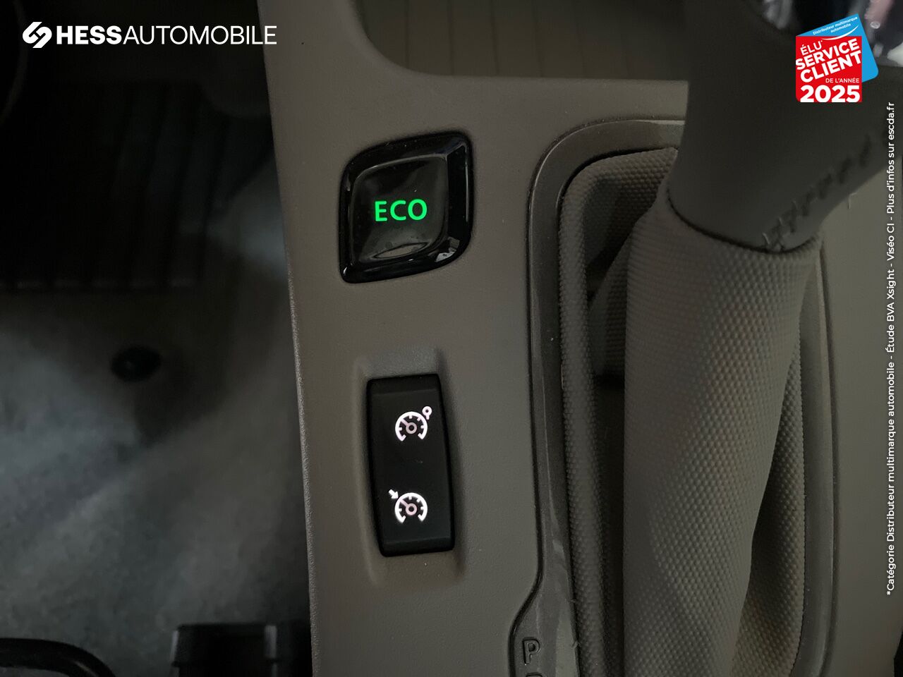 Véhicule d'occasion RENAULT ZOE ZEN CHARGE NORMALE R90 MY18 GPS chez Renault Colmar