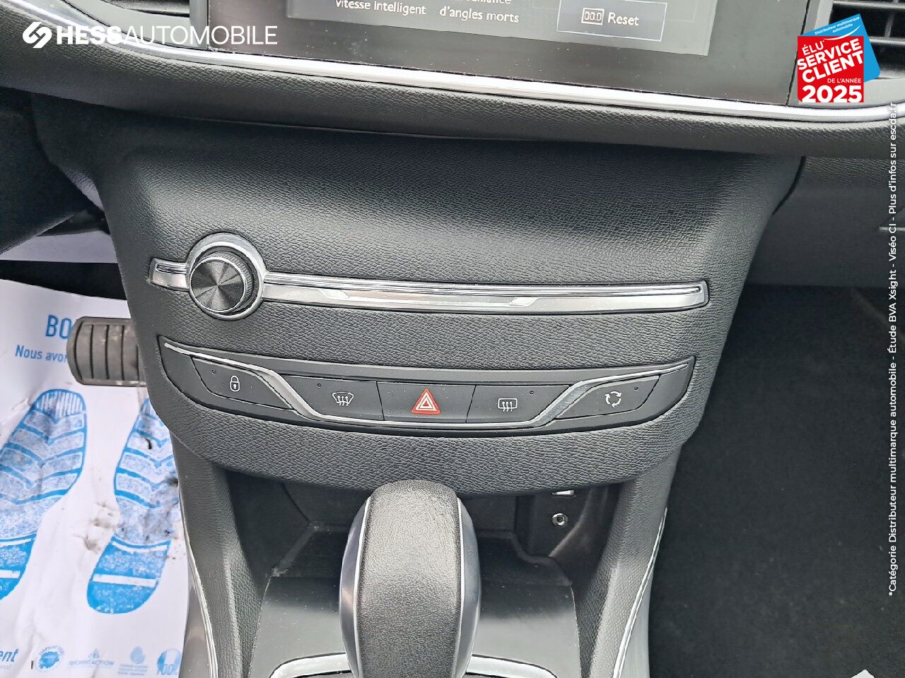 Véhicule d'occasion PEUGEOT 308 1.2 PURETECH 130CH FELINE S/S EAT6 5P TPANO GPS CAMERA chez Renault Saint-Louis