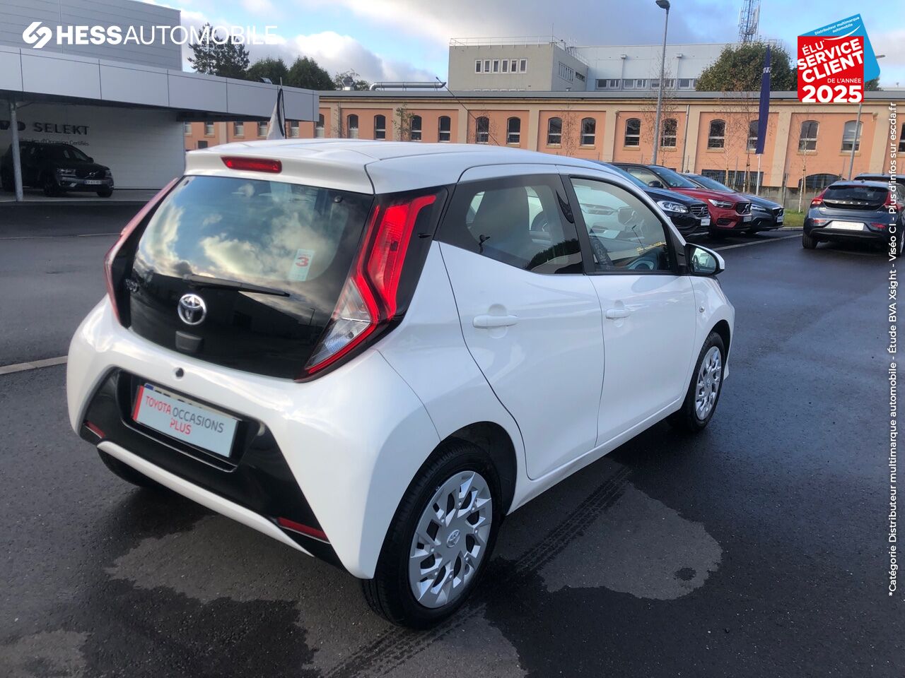 Véhicule d'occasion TOYOTA AYGO 1.0 VVT-I 69CH X-PLAY 5P chez Toyota Metz