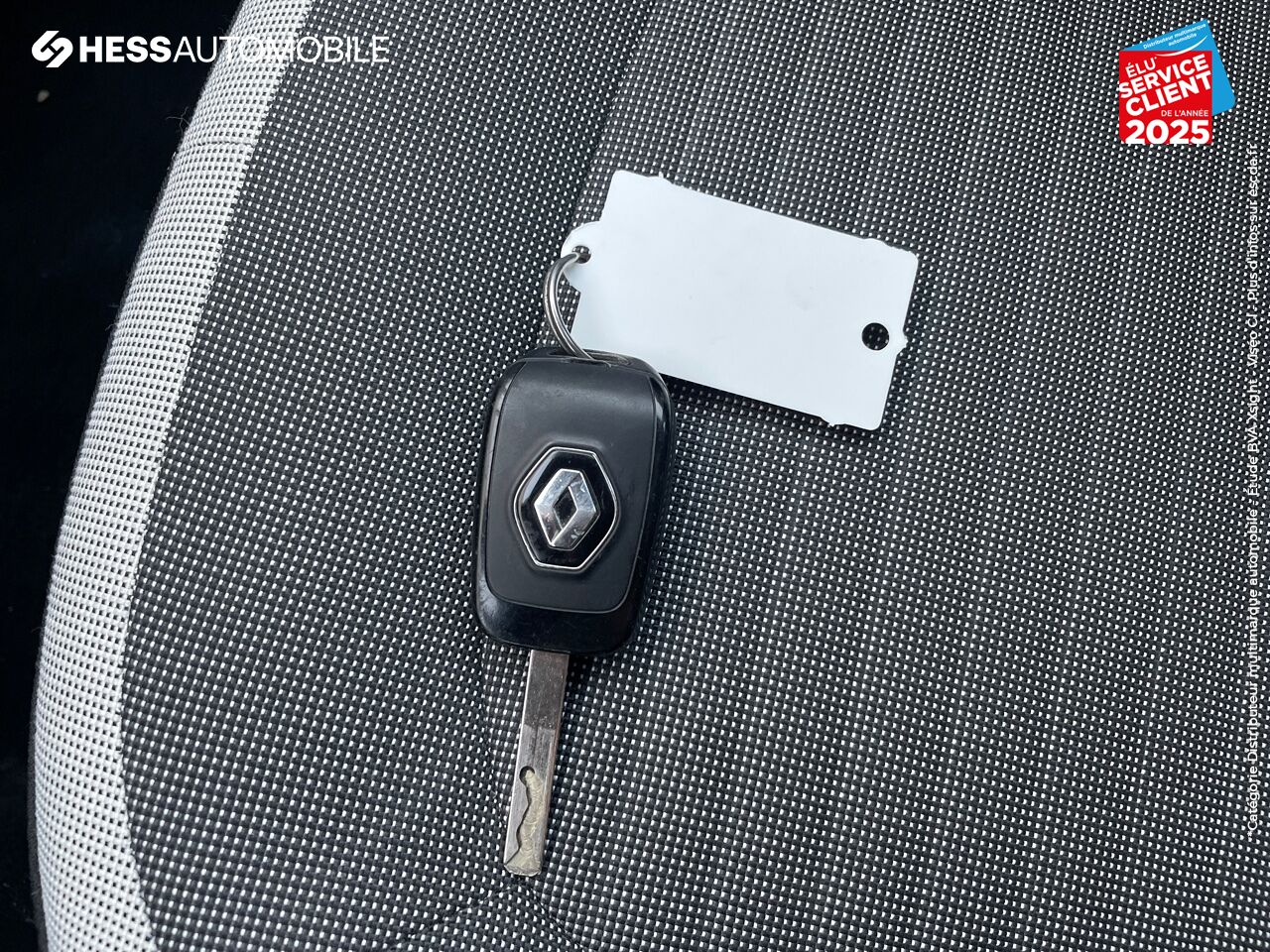 Véhicule d'occasion RENAULT TWINGO 1.0 SCE 65CH ZEN chez Renault Colmar